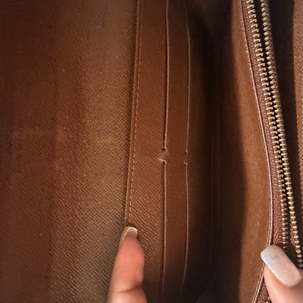 Louis Vuitton Monogram Wallet - Picture 6 of 12
